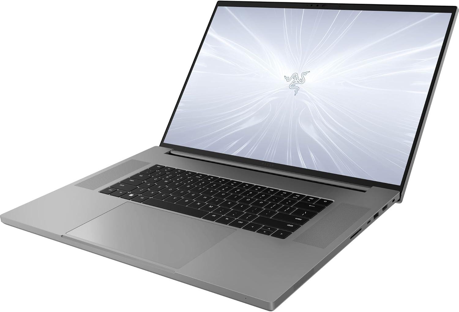 Razer Blade 18 - KI-Workstation: TGP-optimiert, Leistungsengpass ade